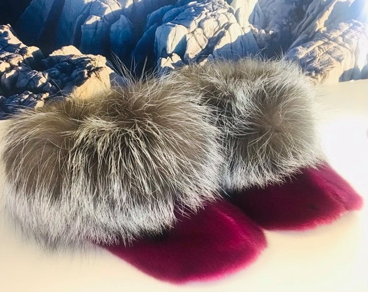 Ulloriaq Slippers, Pink - Image 6