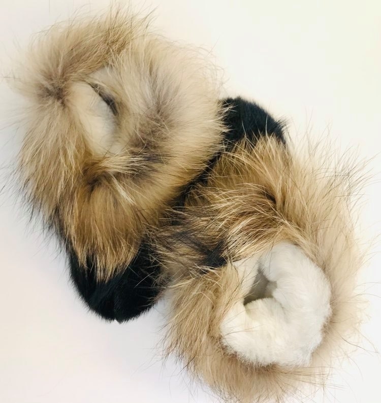 Qaqqaq Slippers, Black - Image 8