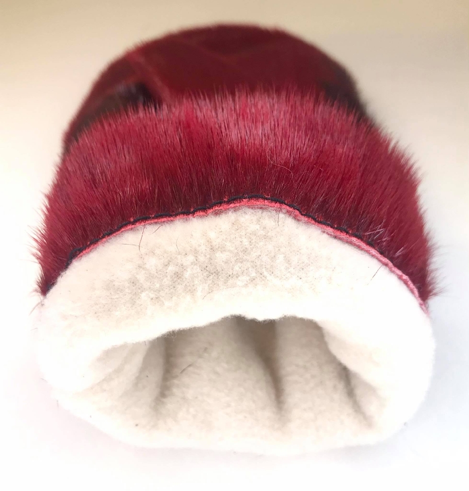 Aput Luffer, Red - Image 5