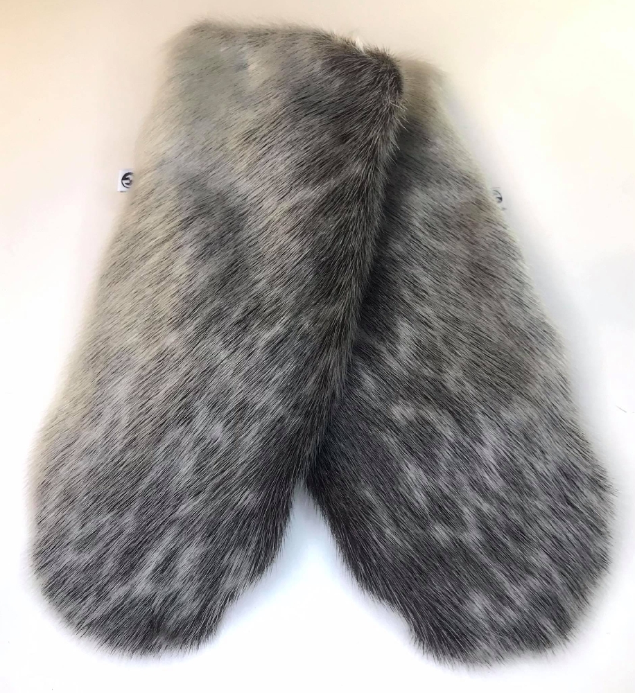Aput Mittens with Leather, Natural Ringed Seal - Image 6