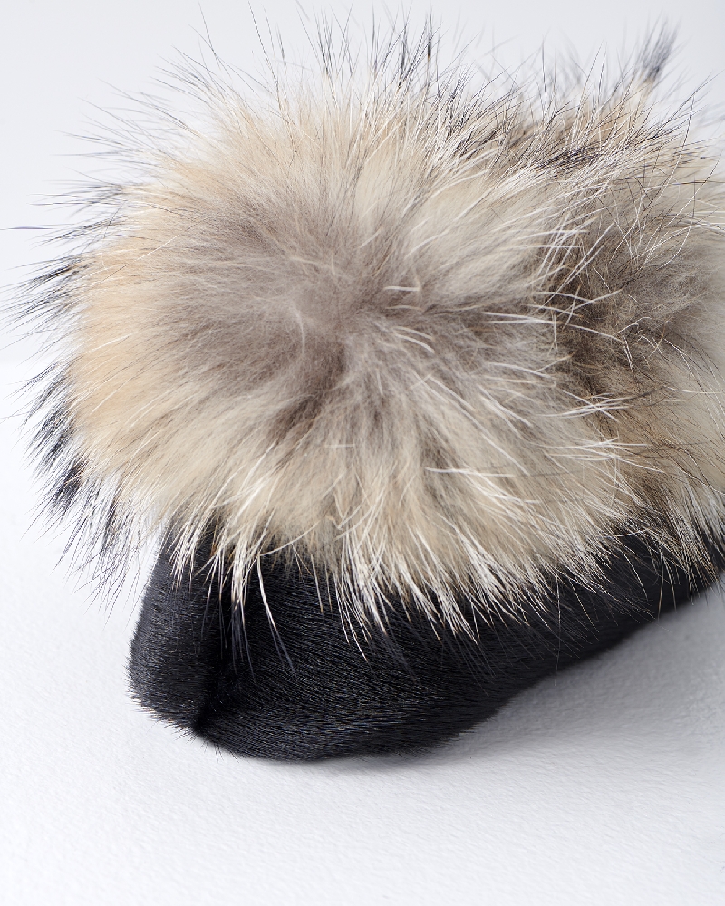 Qaqqaq Slippers, Black - Image 3