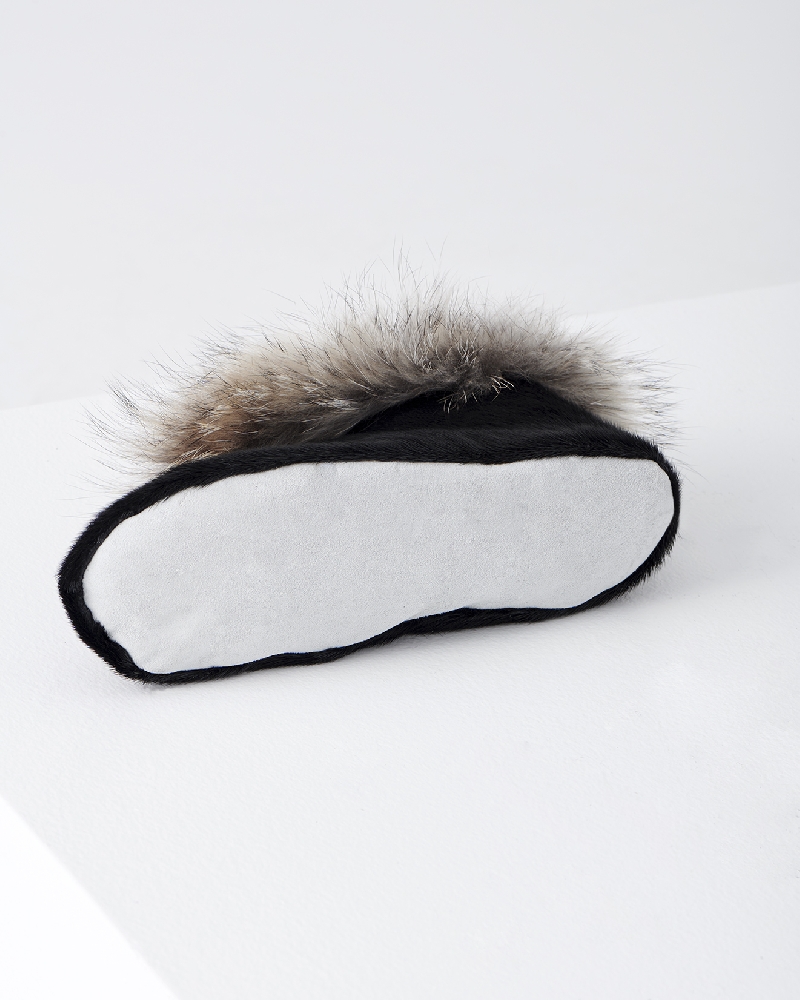 Qaqqaq Slippers, Black - Image 4