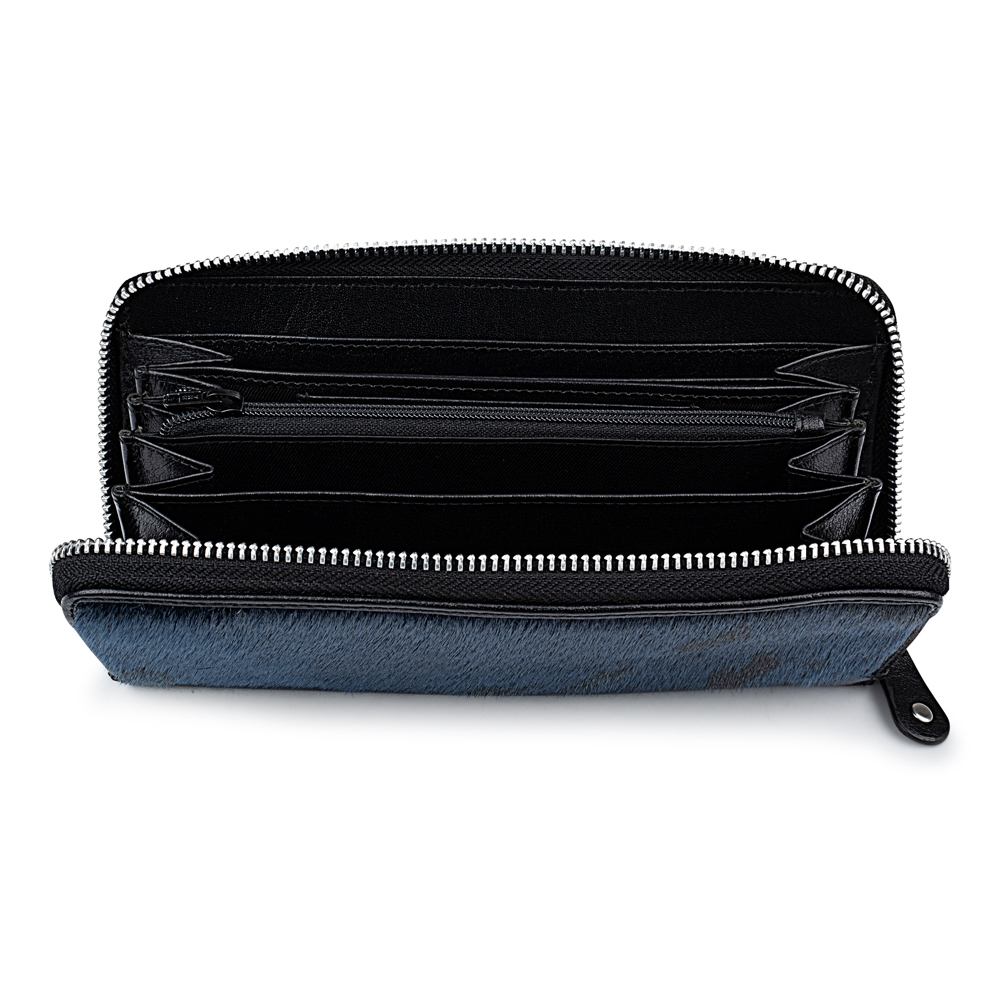 GG Maxi Seal Skin Purse, Blueberry - Image 5