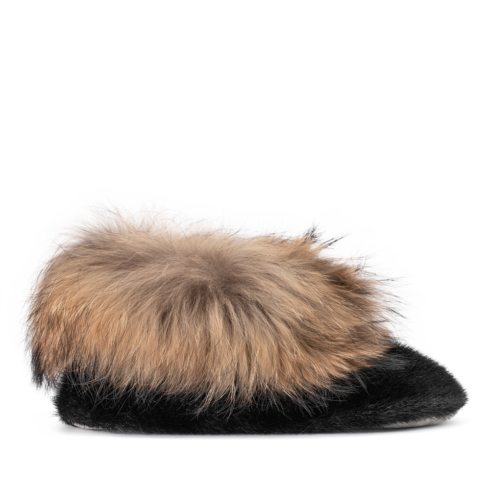 Qaqqaq Slippers, Black - Image 5