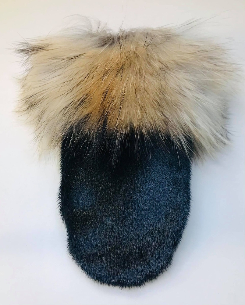 Sermeq Mittens, Black - Image 5