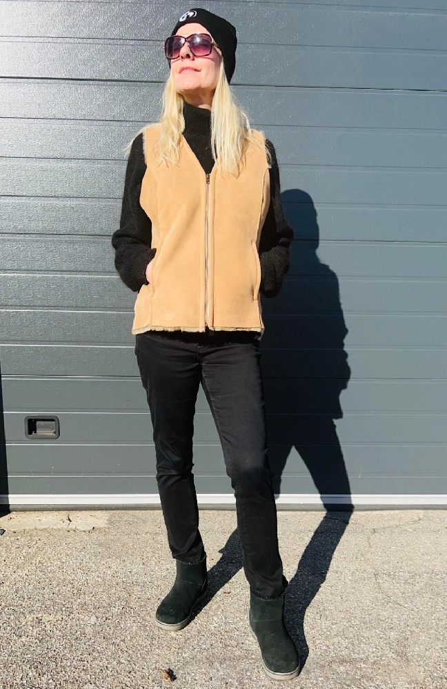 Sava Shearling vest, Sand - Image 6