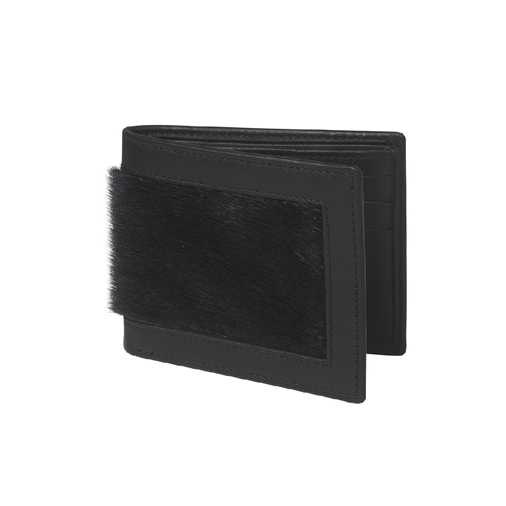 Aningaasivik Seal skin purse, Black