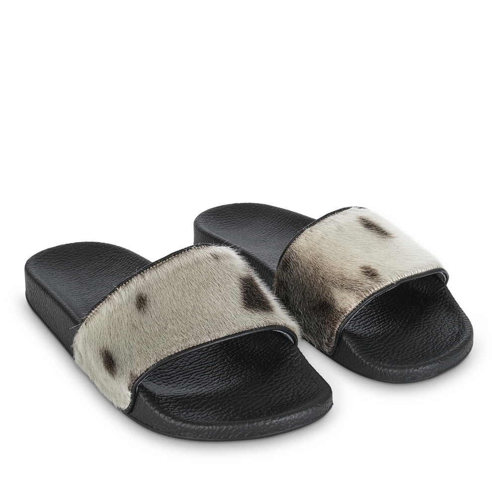 Handmade Sandal with Natural Sealskin